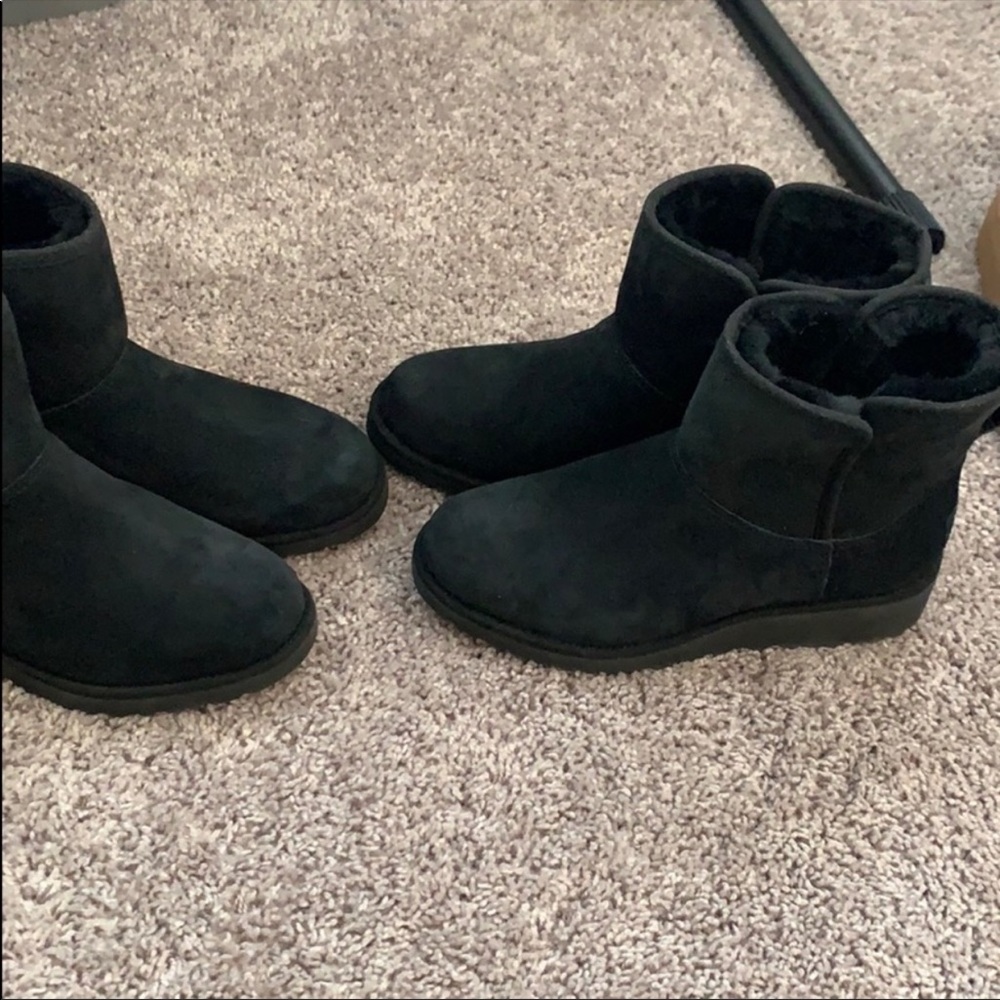 UGG boot Women's Kristin Boot black size 6 1012497